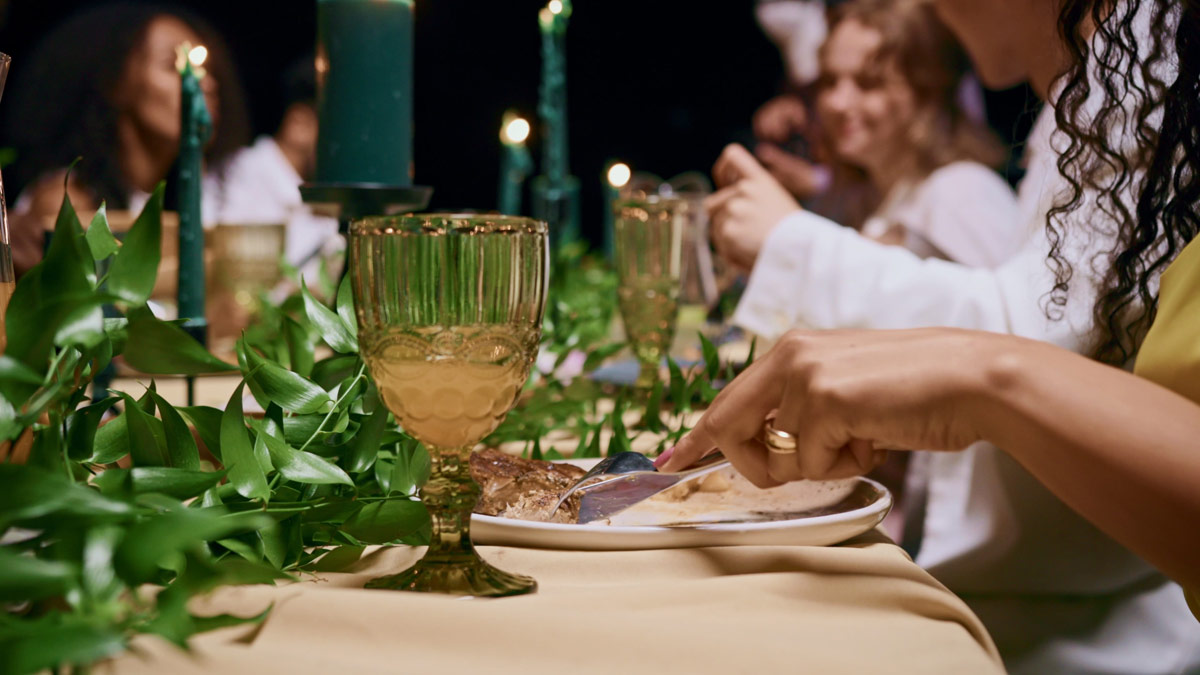 Samen-eten--borrelen-en-feesten-in-Zeeuwse-sfeer