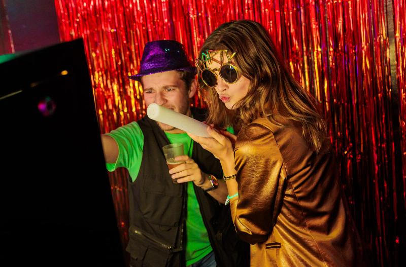1011-2078315392.nl_photobooth_trouwen_2