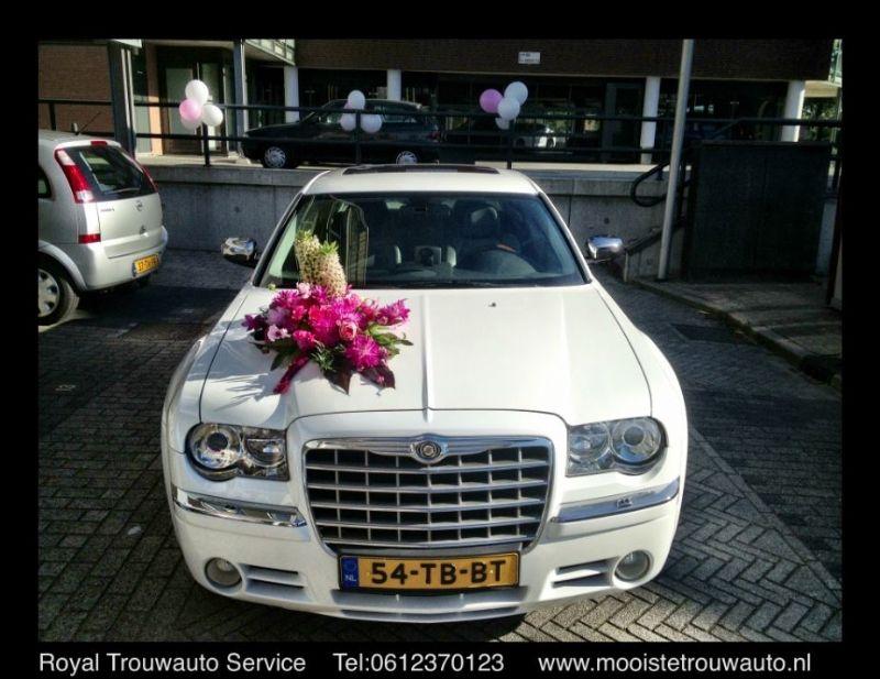 1_royal_trouwauto_service_uniek-trouwvervoer